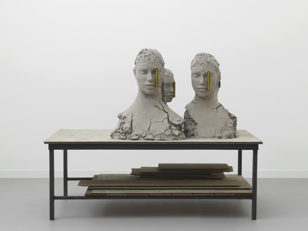 ZENO X GALLERY - Mark manders