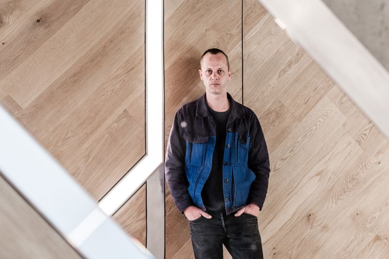 ZENO X GALLERY - Philip Metten: site-specific intervention