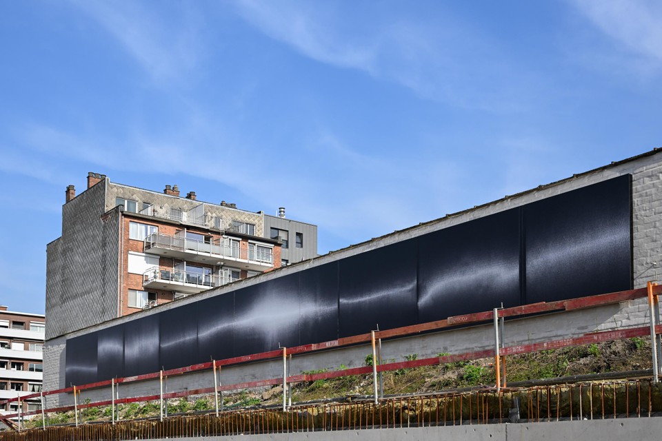 ZENO X GALLERY - Dirk Braeckman: permanent mural in Mortsel (Antwerp)